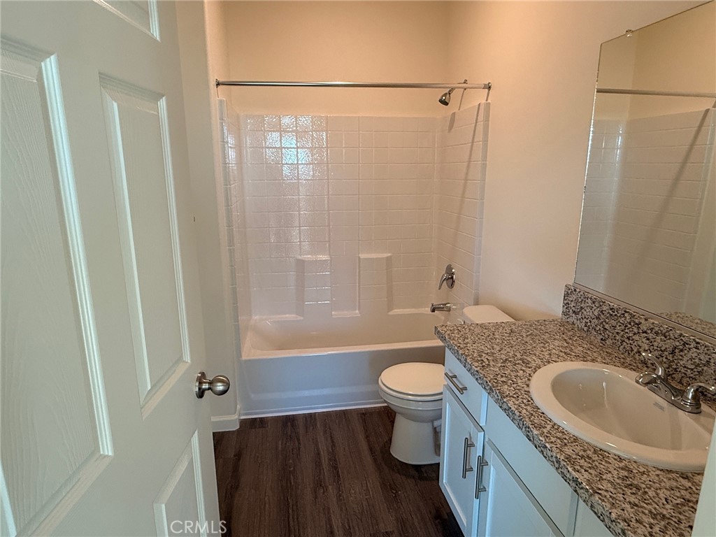 1105 E Orange Street Property Photo 22