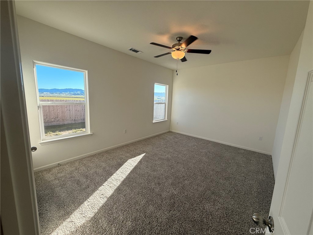 1105 E Orange Street Property Photo 23