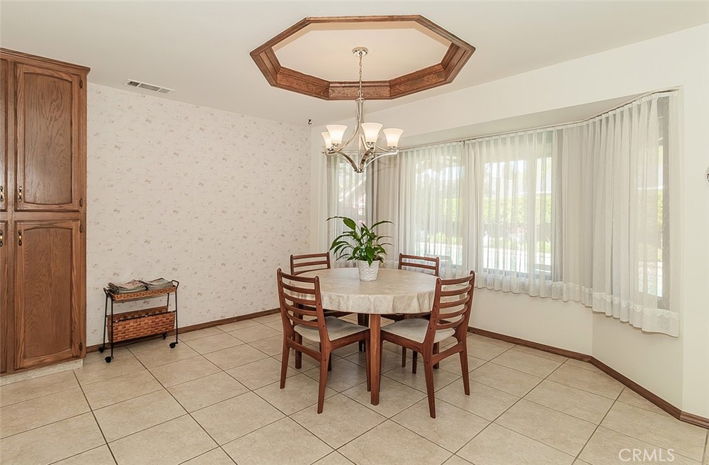 7355 N Pacific Property Photo 13
