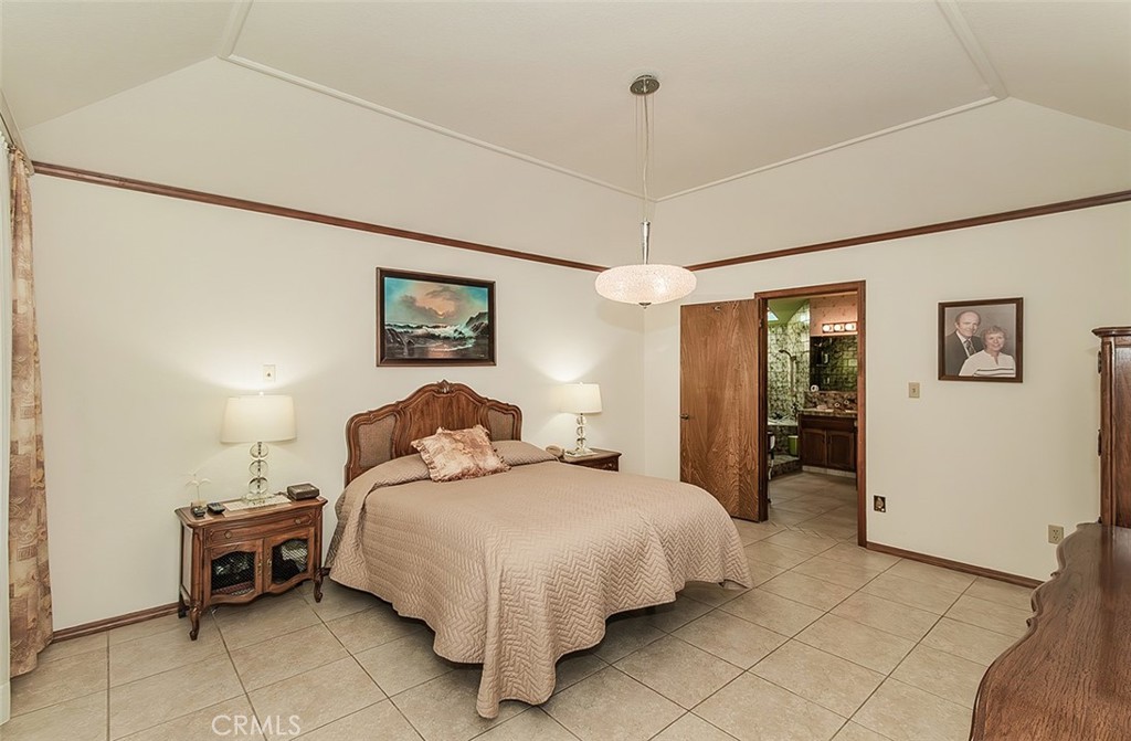 7355 N Pacific Property Photo 19