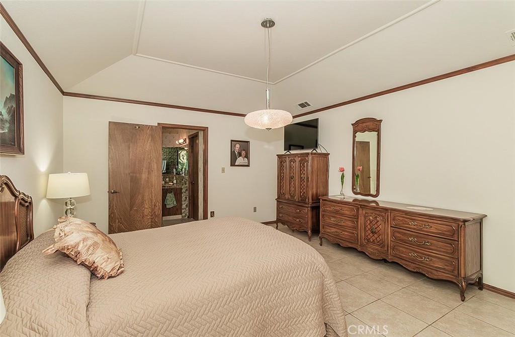 7355 N Pacific Property Photo 20