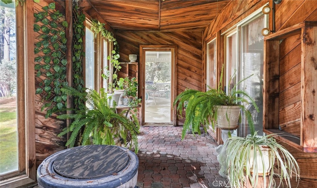 38076 Pine Meadow Property Photo 14