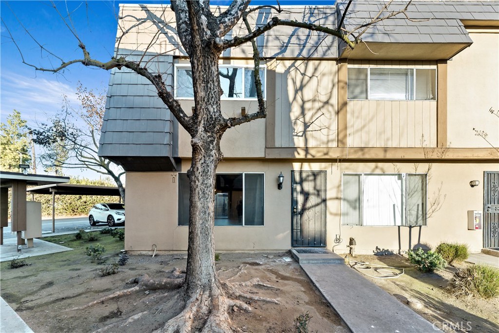 5188 W Ashlan Property Photo 1