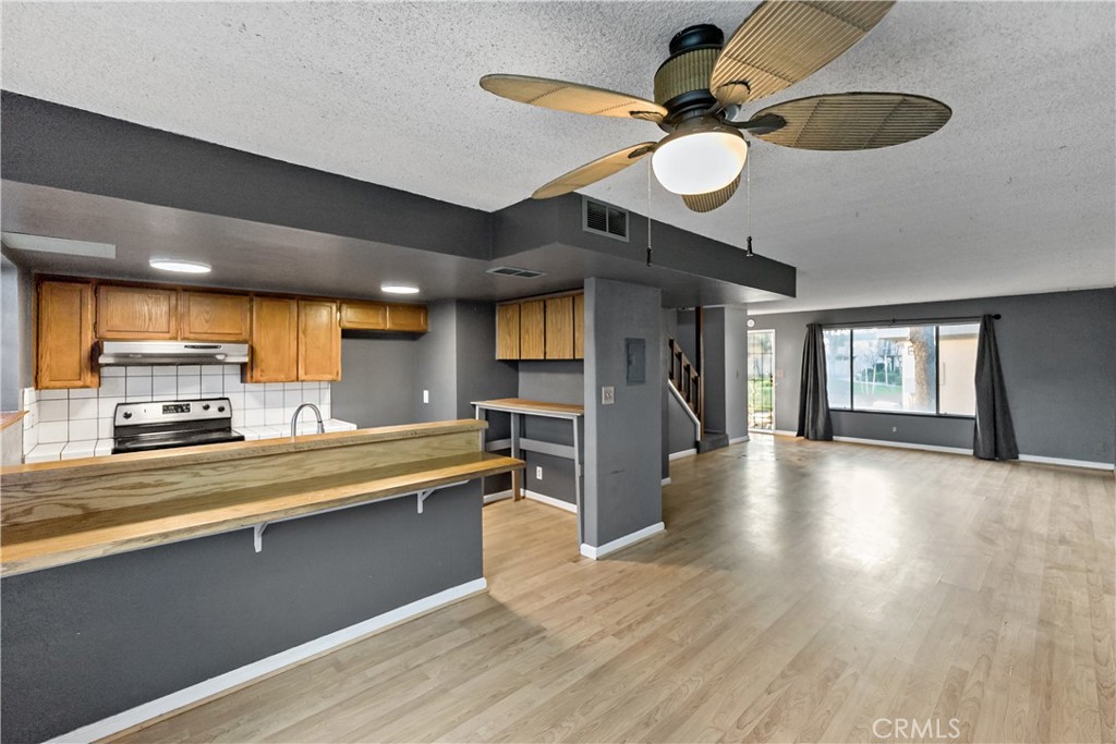 5188 W Ashlan Property Photo 4