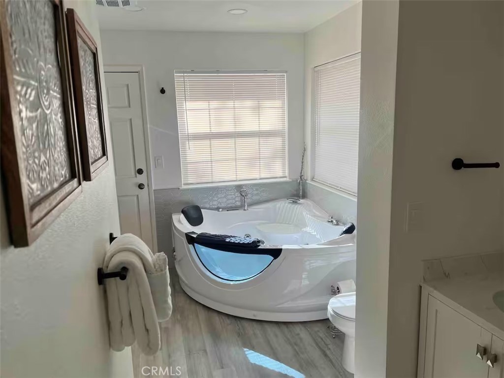 40202 Hillsborough Loop Property Photo 31