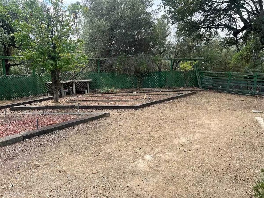 40202 Hillsborough Loop Property Photo 40