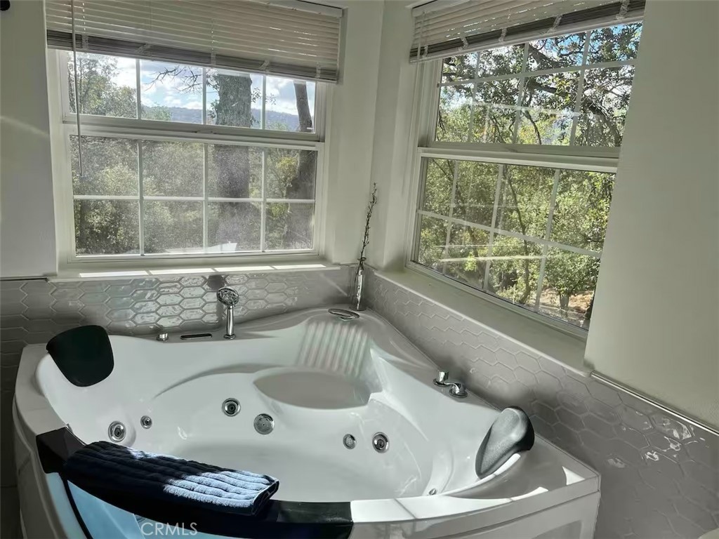 40202 Hillsborough Loop Property Photo 48