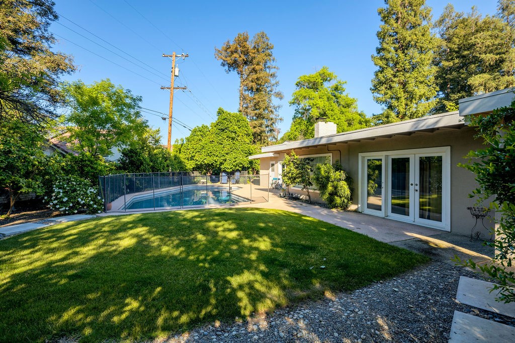 1264 W Celeste Property Photo 58
