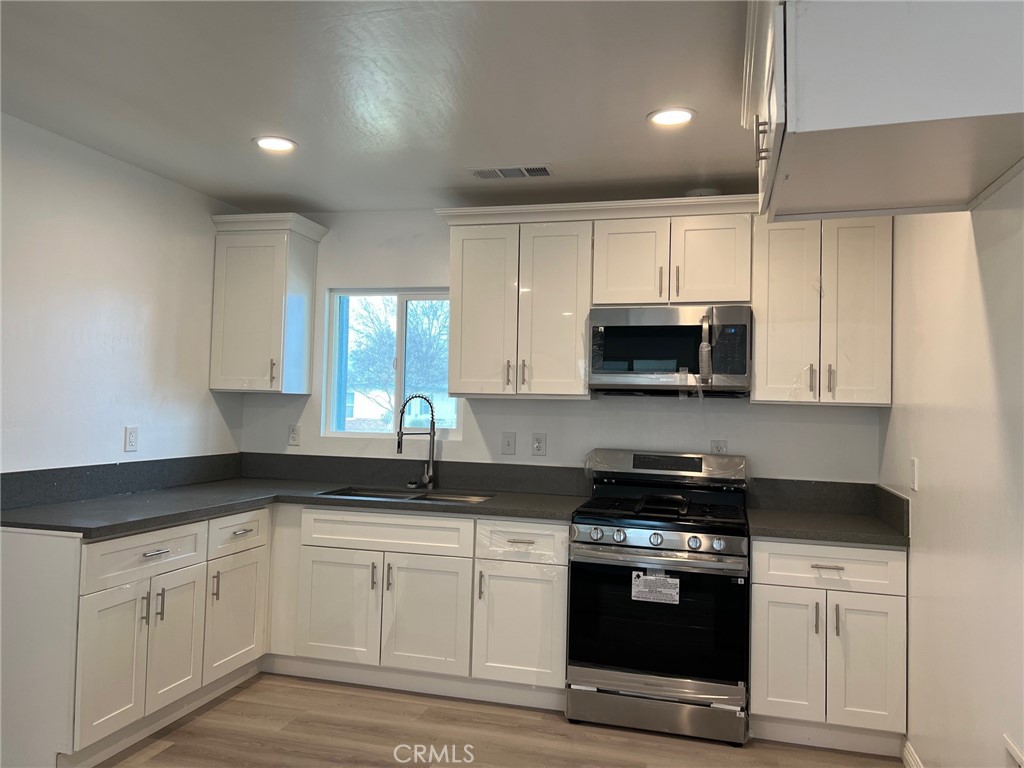 1901 Patterson Avenue Property Photo 8