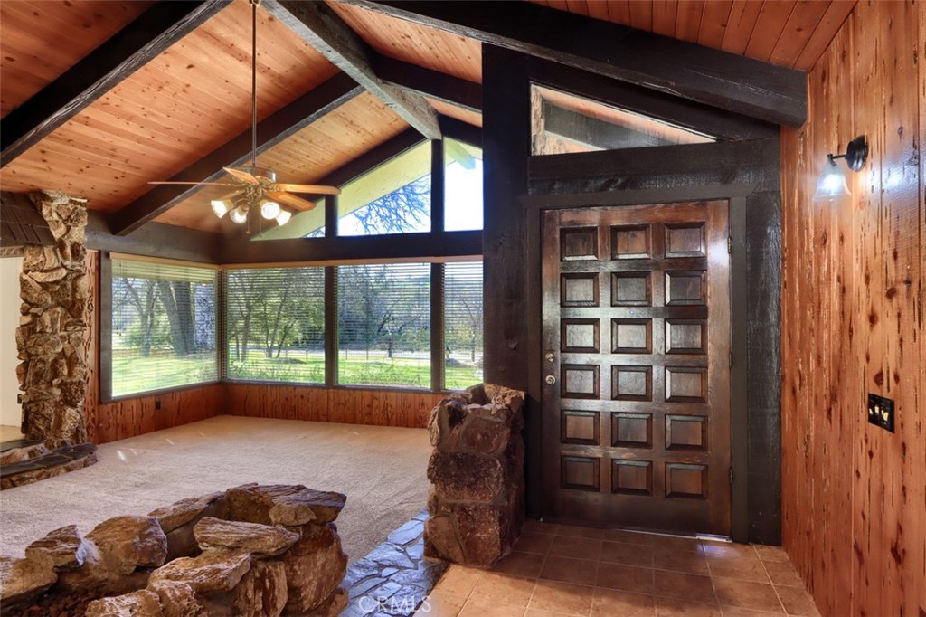 31729 Cherokee Property Photo 7