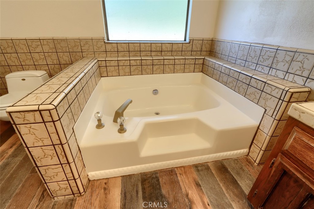 31729 Cherokee Property Photo 38
