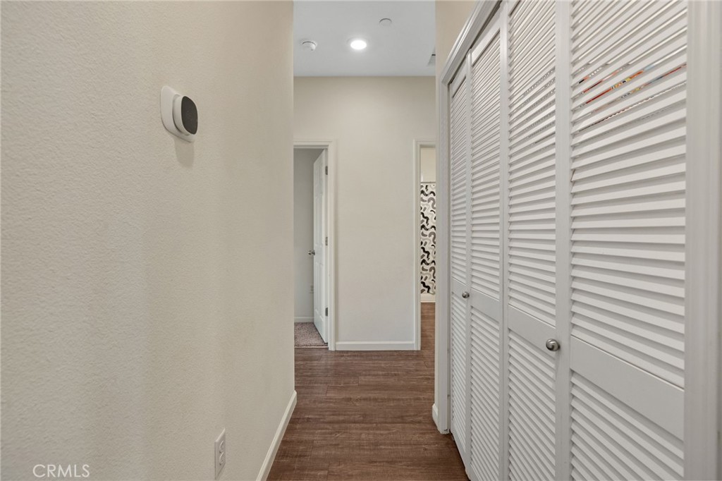 1237 E Orange Street Property Photo 15