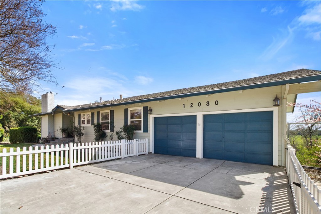 12030 Rodden Property Photo 7