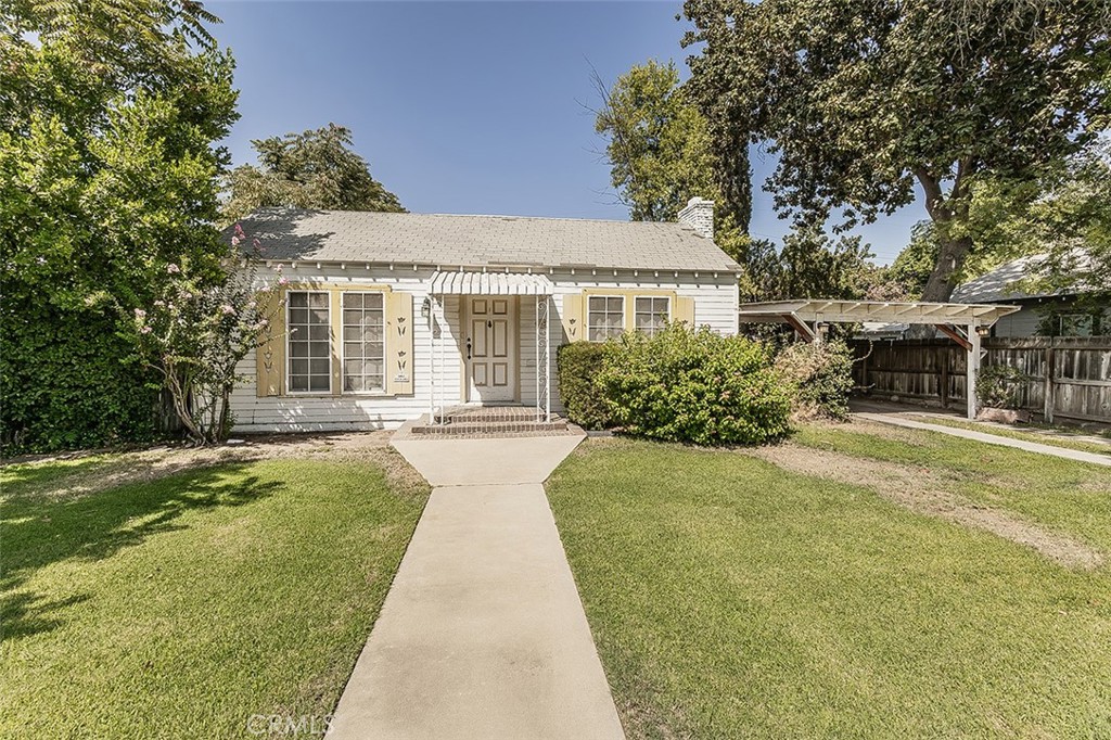 643 E Vassar Property Photo 4