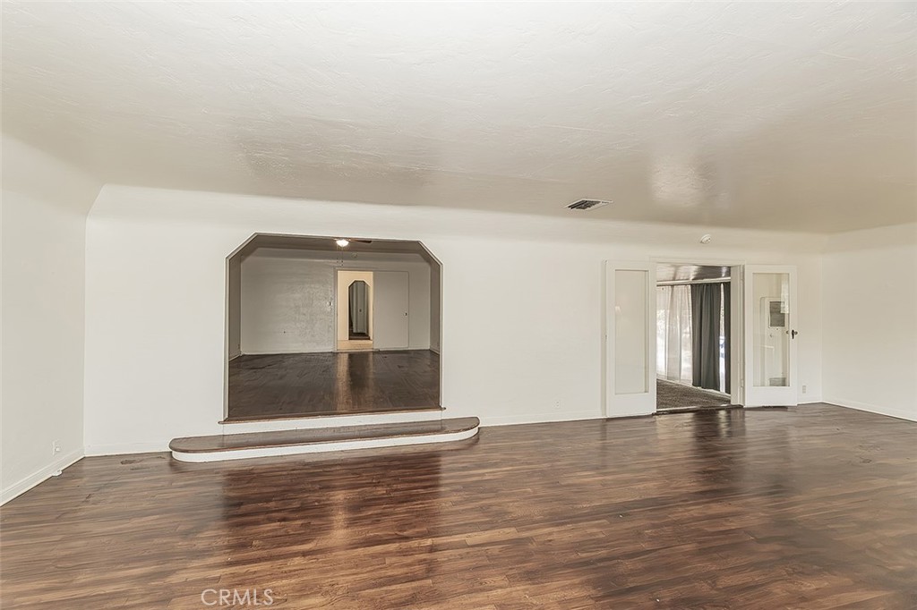 643 E Vassar Property Photo 10