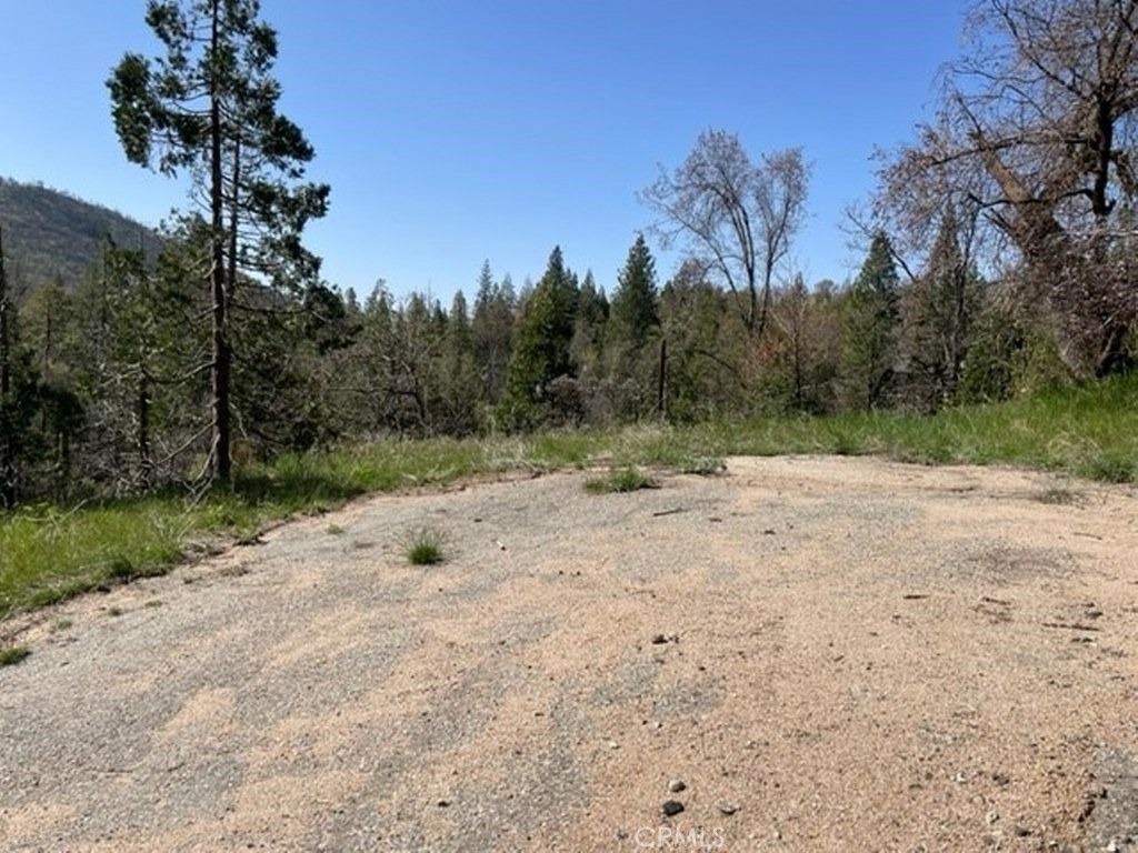 59827 Hillcrest Road Property Photo 4
