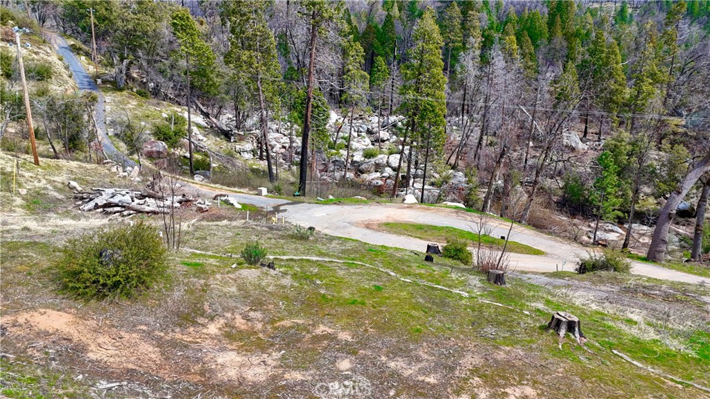 59827 Hillcrest Road Property Photo 13