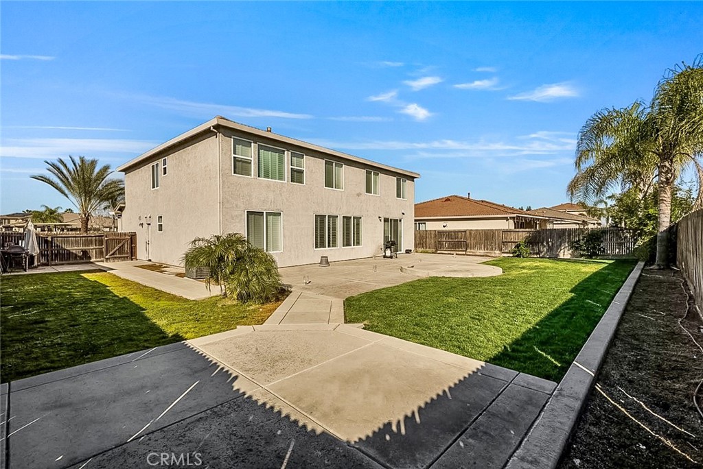 9470 Hillsborough Property Photo 4