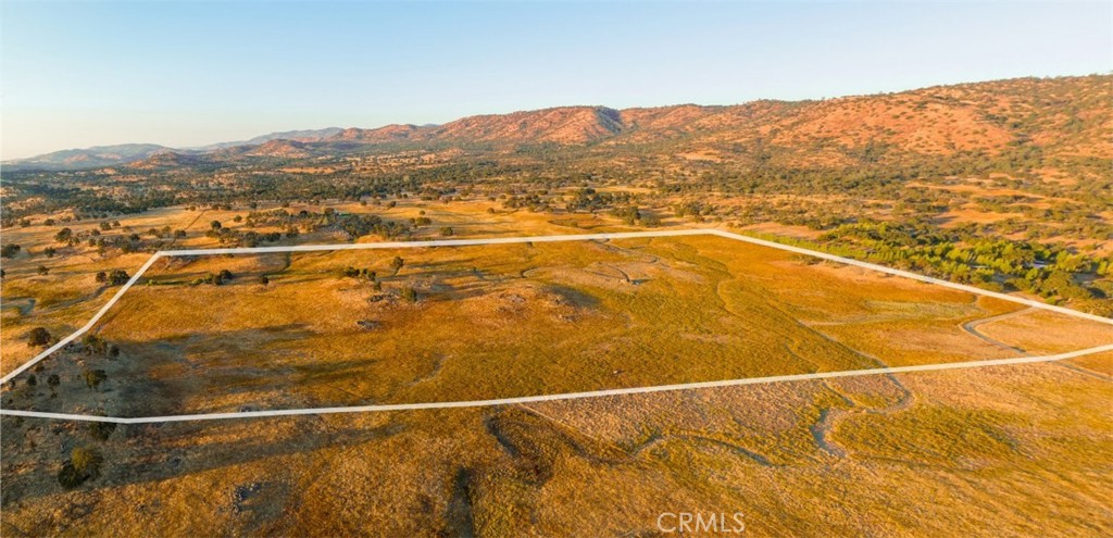 2553 Old Highway Property Photo 2