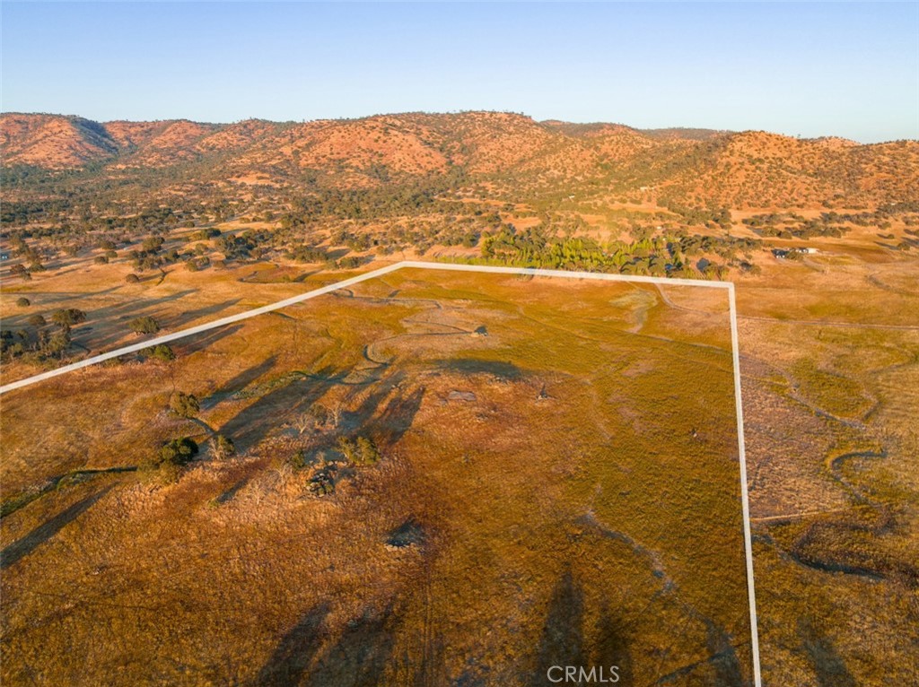 2553 Old Highway Property Photo 9