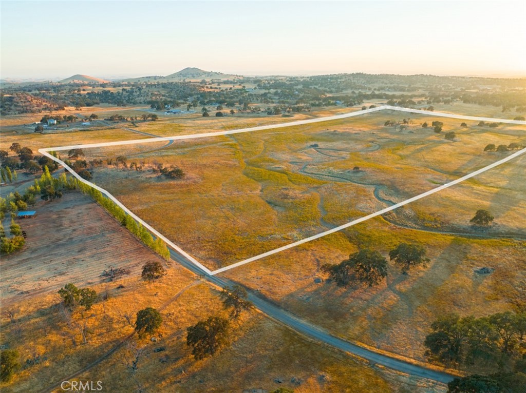 2553 Old Highway Property Photo 34