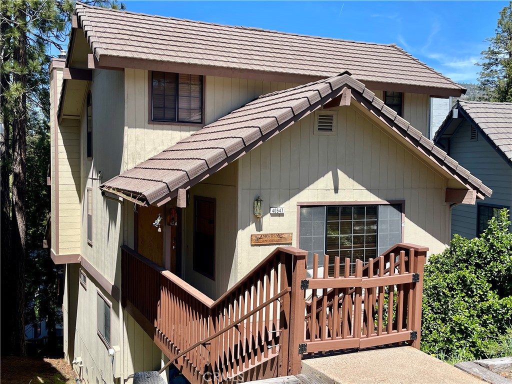 40547 Saddleback Property Photo 1