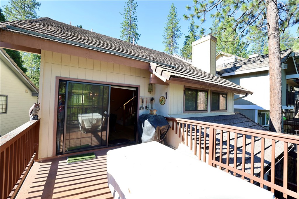 40547 Saddleback Property Photo 5
