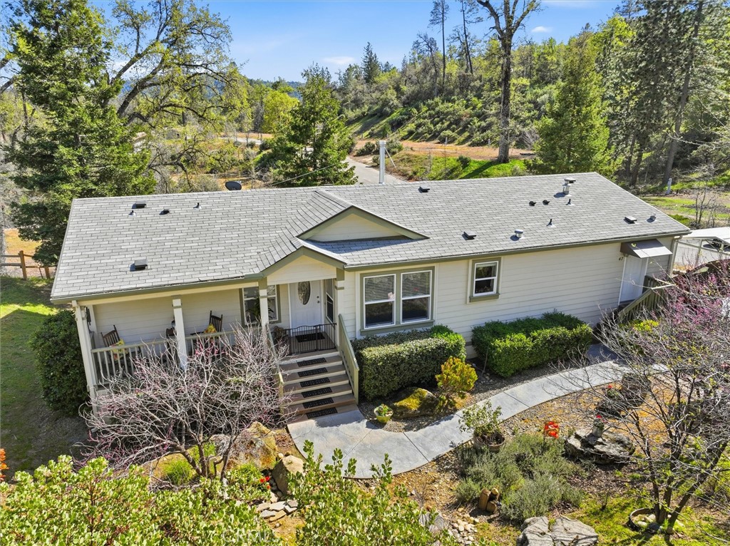 43555 Highway 41 47 Property Photo 1