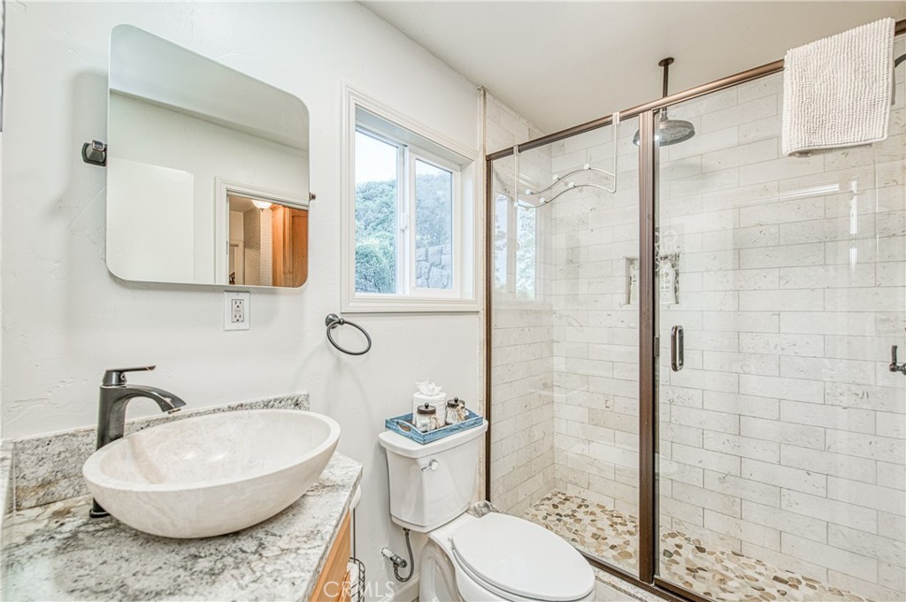 37748 Marina View Drive Property Photo 20