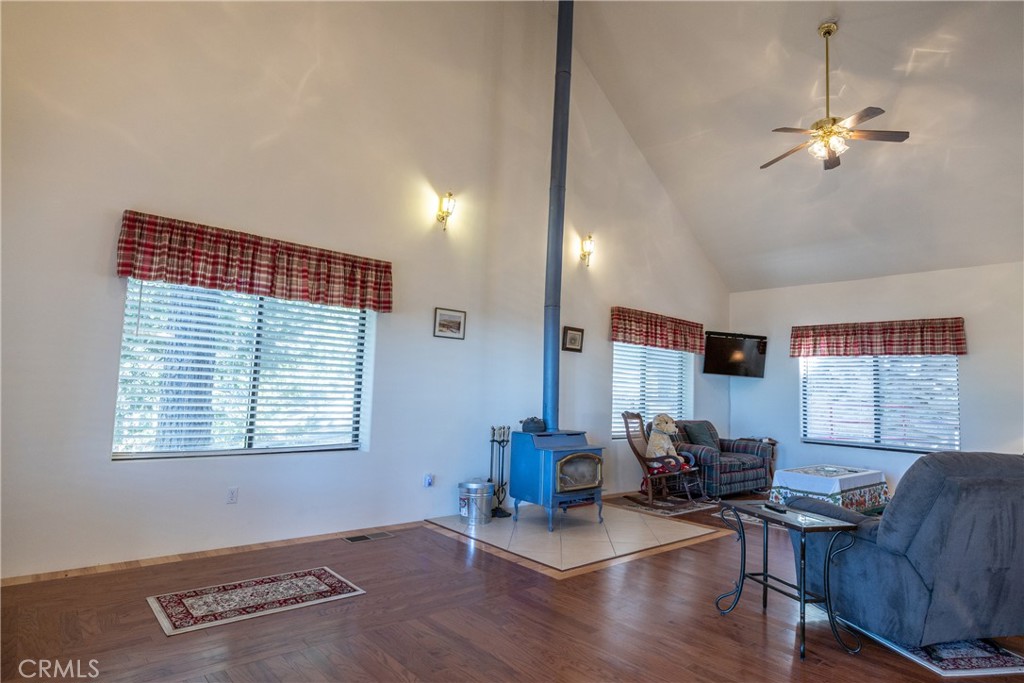 7501 Yosemite Park Property Photo 17