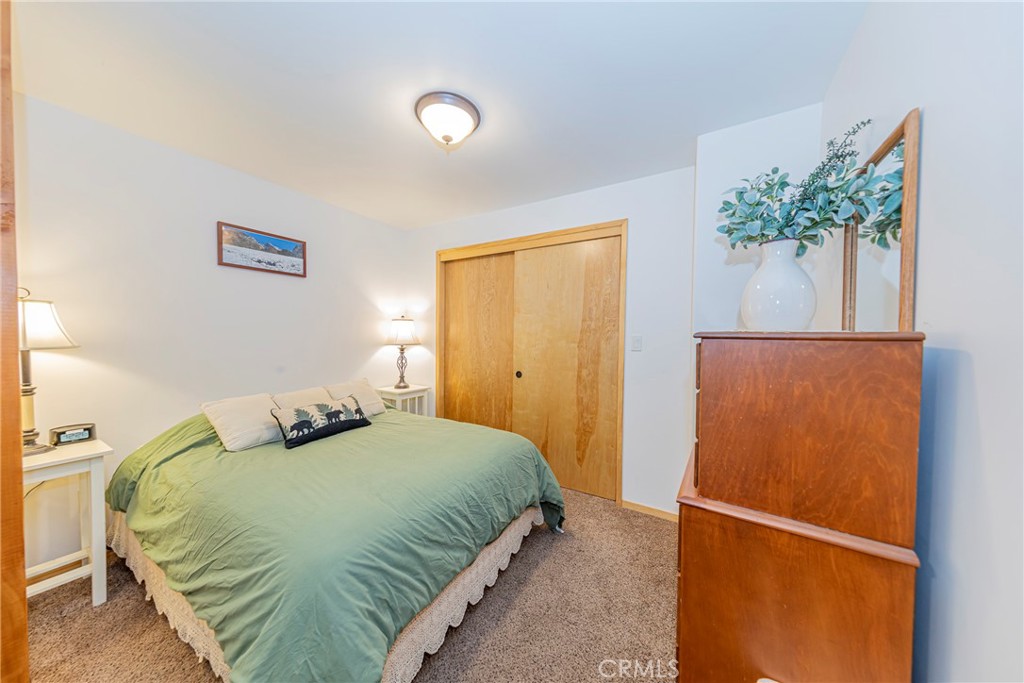 1163 Silver Tip Property Photo 25
