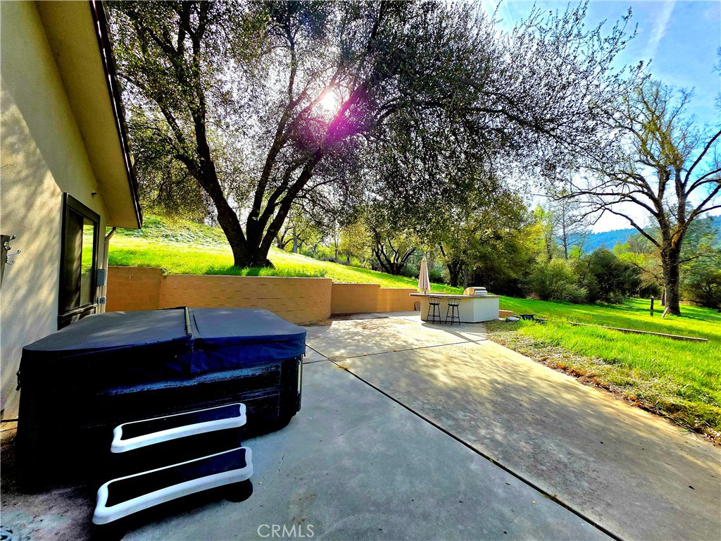 45344 S Oakview Property Photo 6