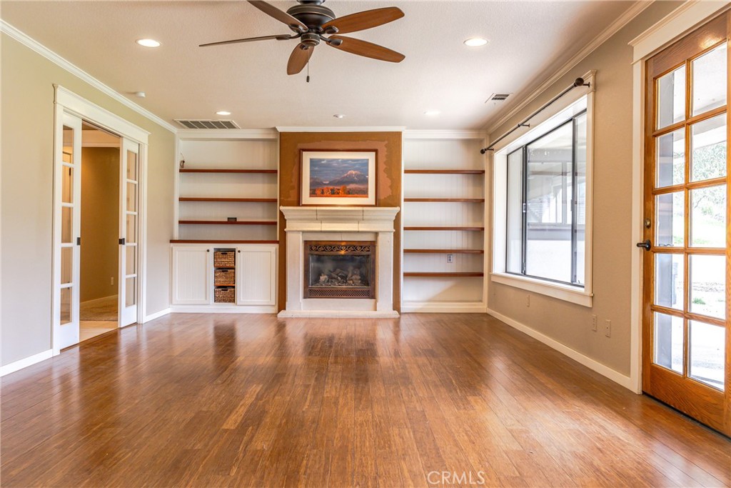 45344 S Oakview Property Photo 18