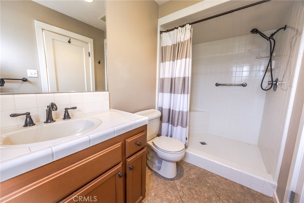 45344 S Oakview Property Photo 28