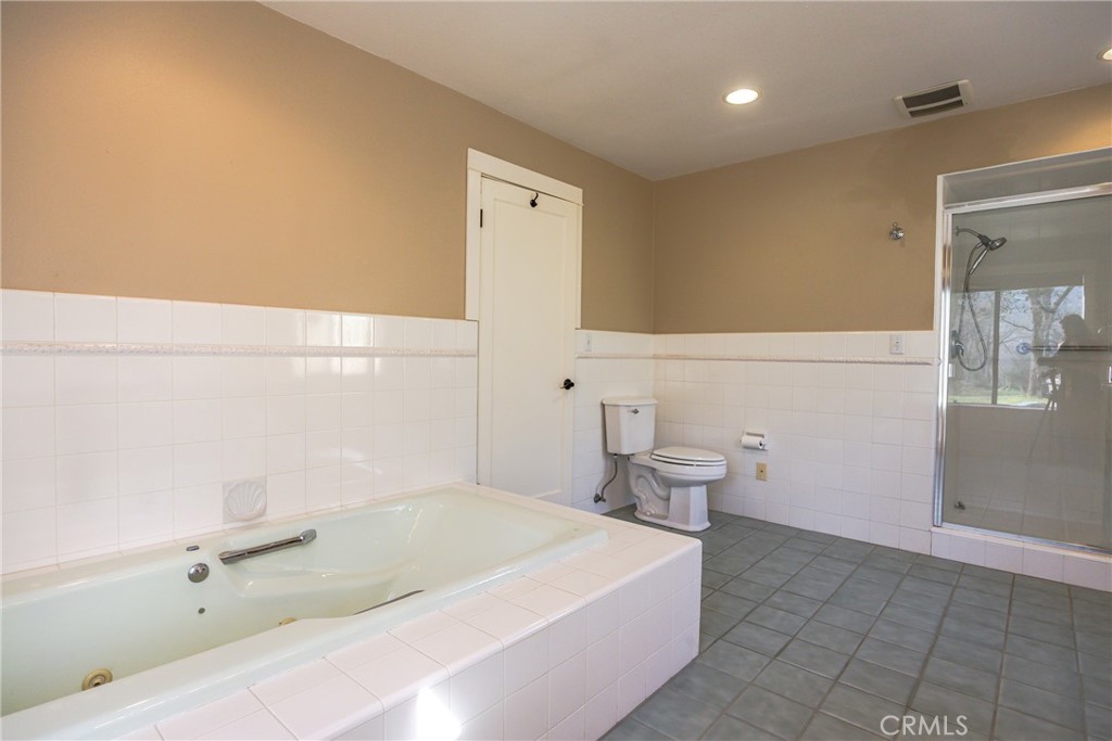 45344 S Oakview Property Photo 37