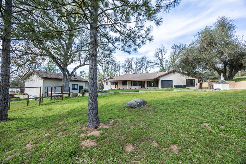 45344 S Oakview Property Photo 69