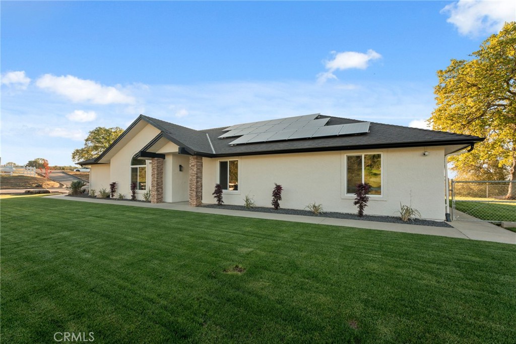 26882 Road 400 Property Photo 5