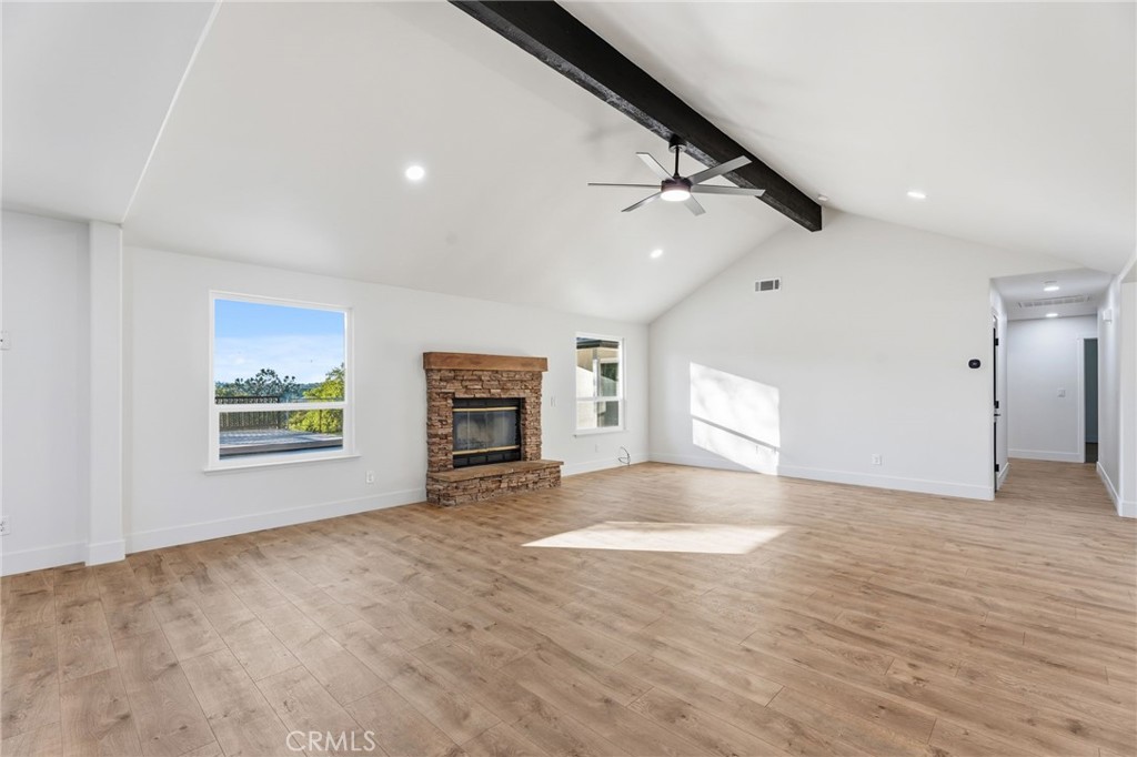 26882 Road 400 Property Photo 18