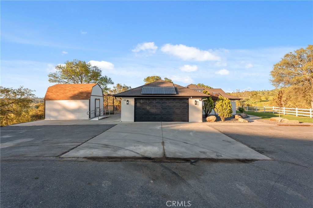 26882 Road 400 Property Photo 35