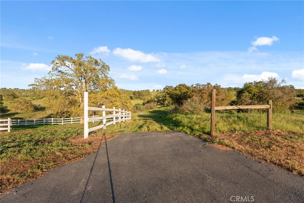 26882 Road 400 Property Photo 39