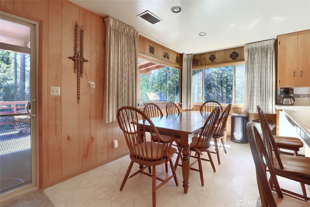 2580 River Property Photo 6
