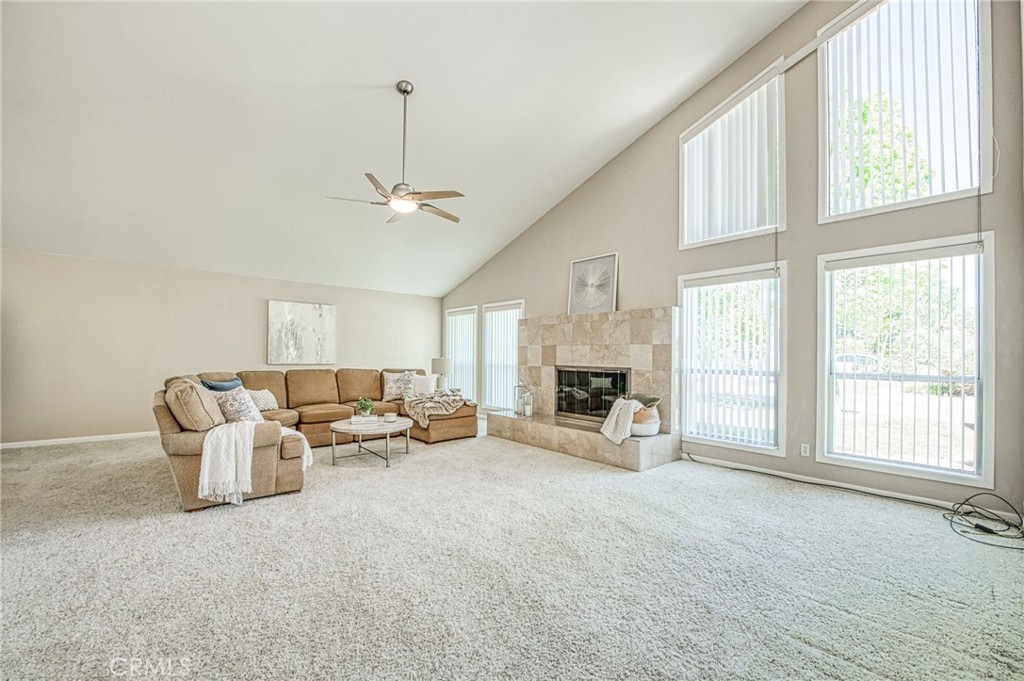 12235 Willow Avenue Property Photo 15
