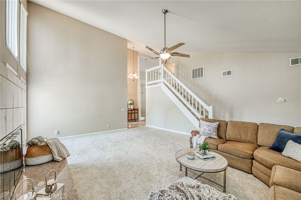 12235 Willow Avenue Property Photo 18
