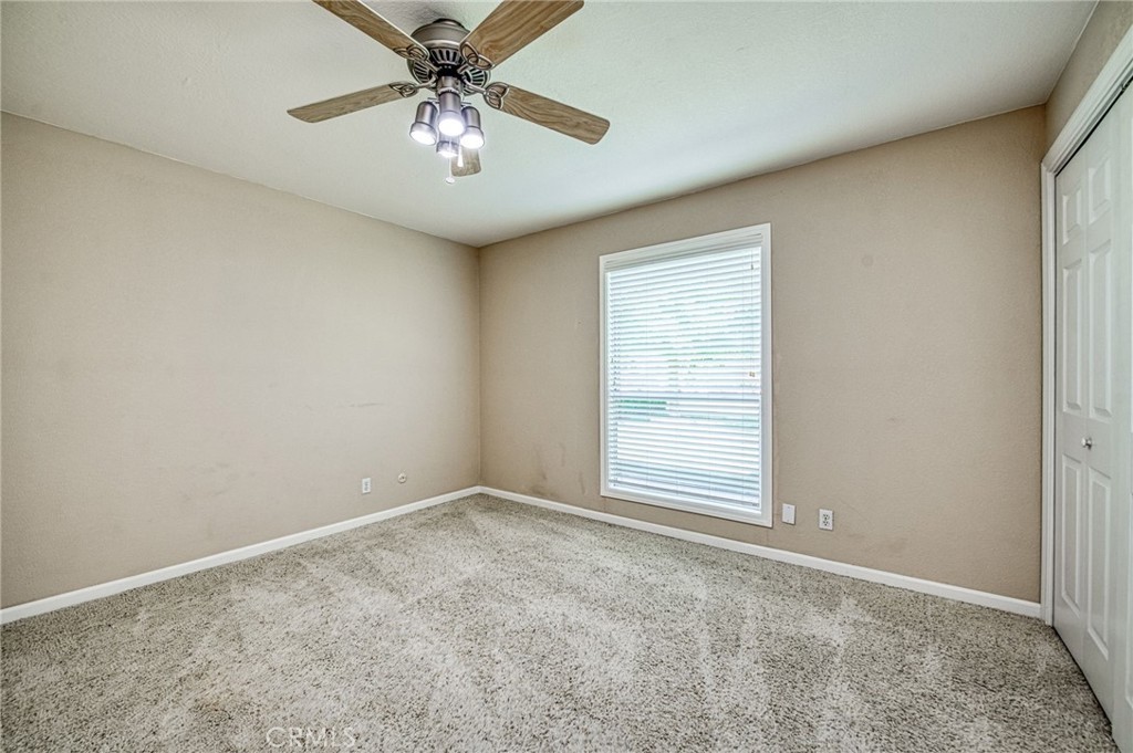 12235 Willow Avenue Property Photo 41