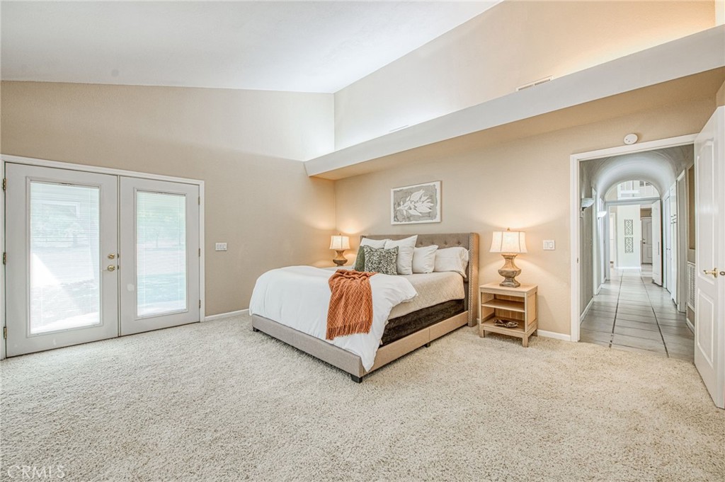 12235 Willow Avenue Property Photo 46