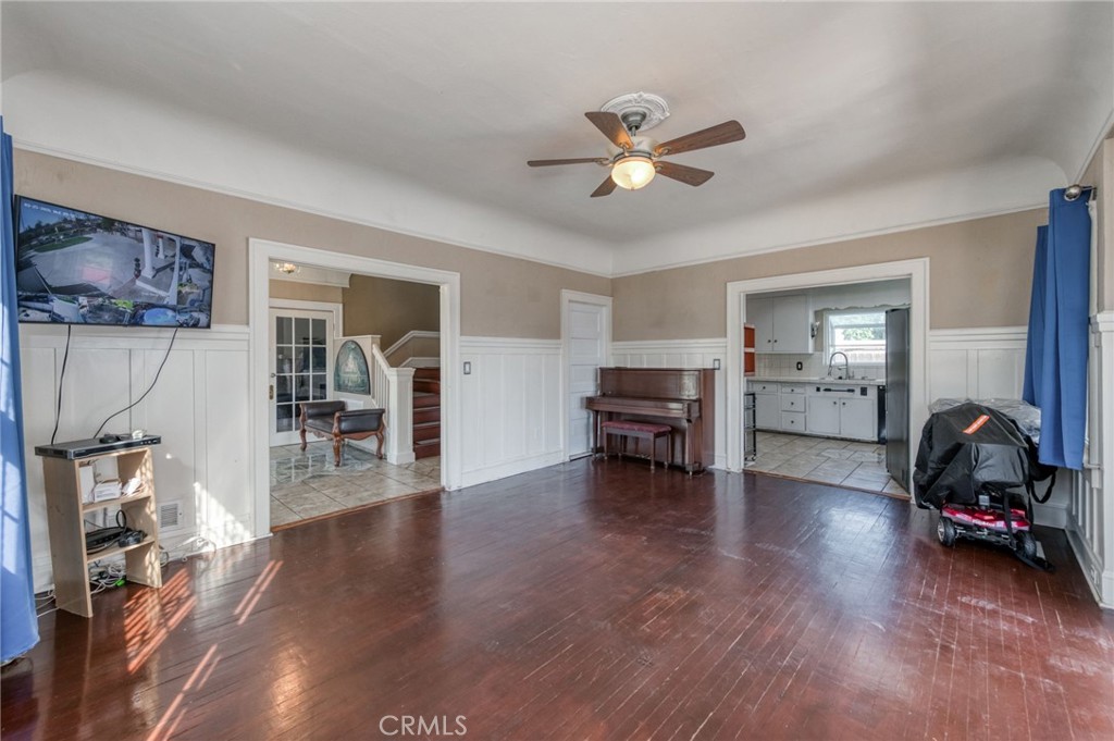 1407 E Princeton Property Photo 14
