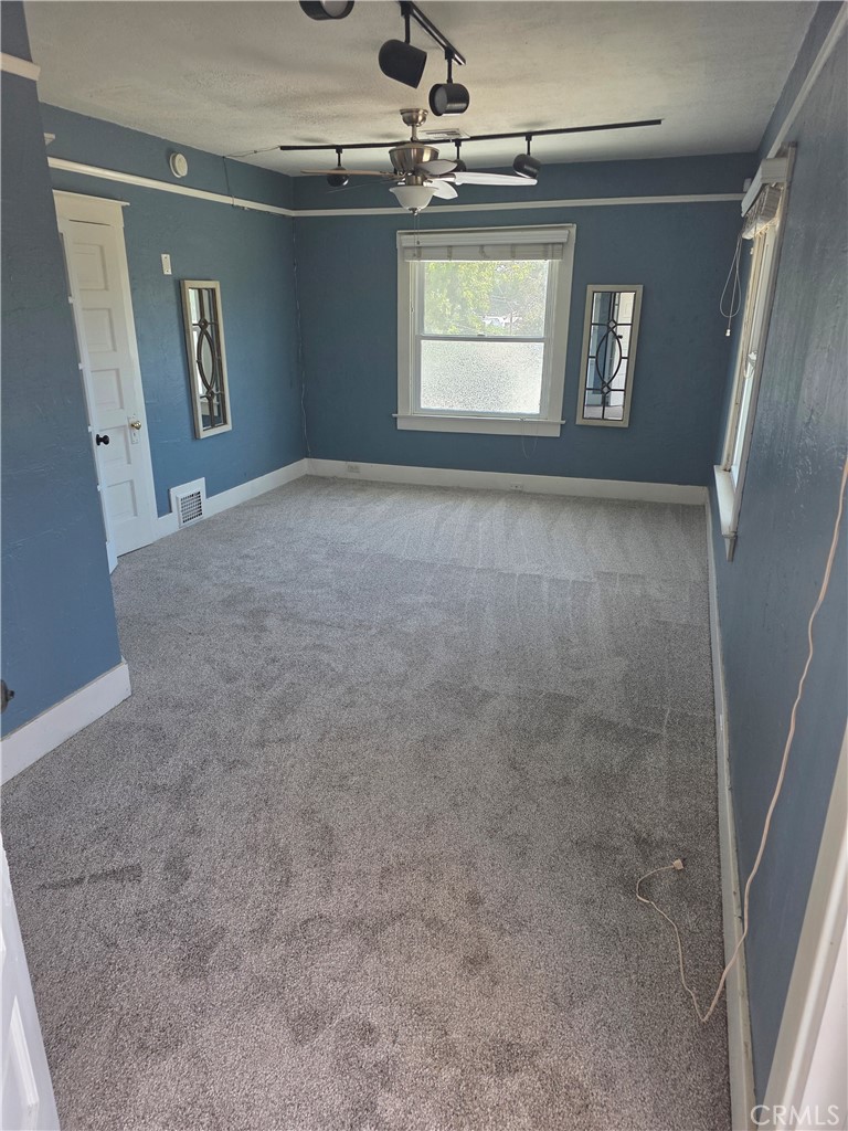 1407 E Princeton Property Photo 47