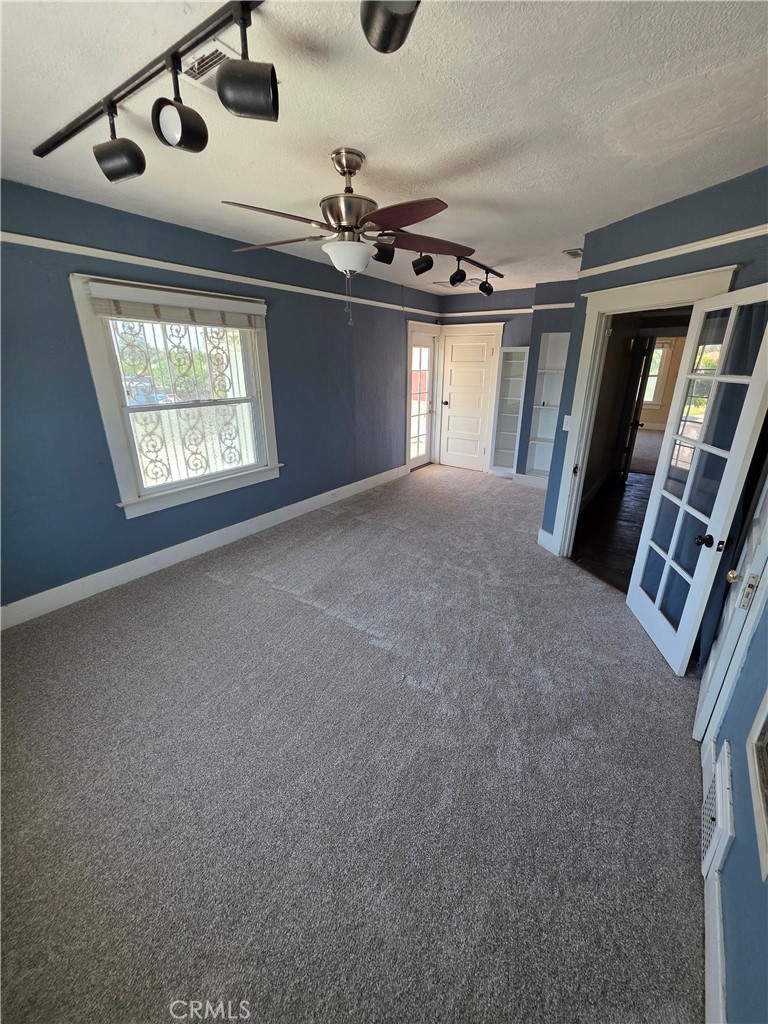 1407 E Princeton Property Photo 48