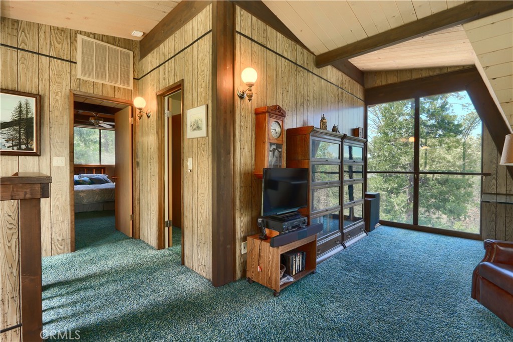 60027 Cascadel S Property Photo 24
