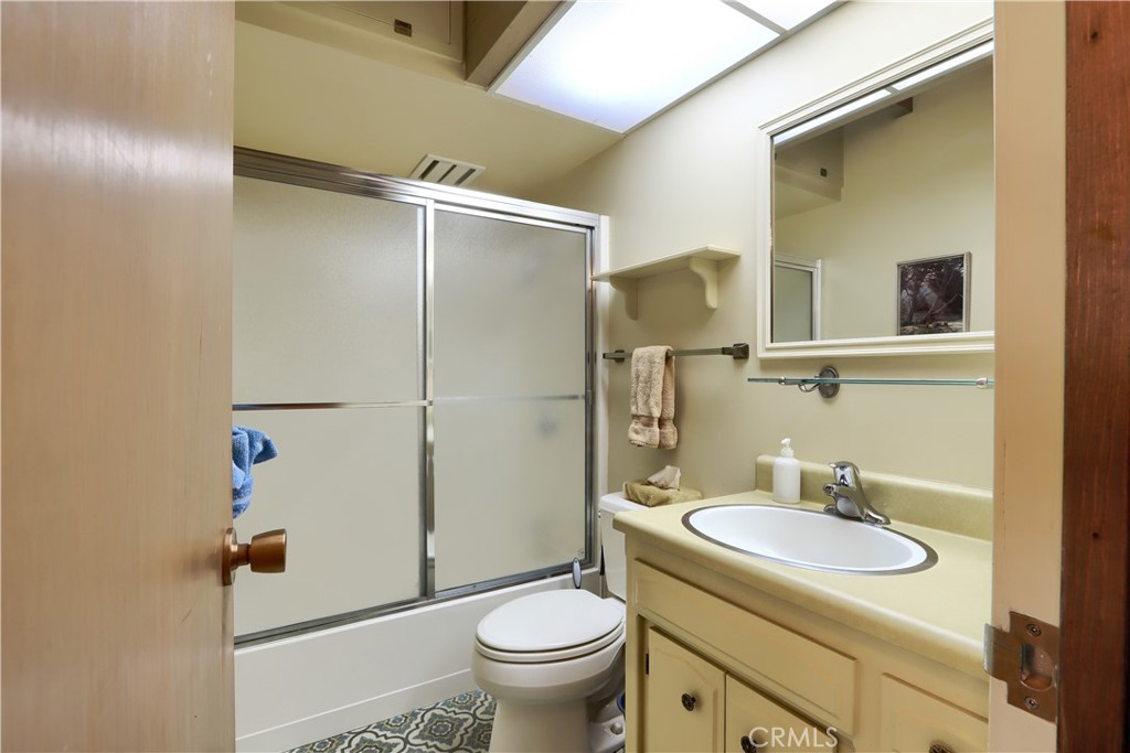 60027 Cascadel S Property Photo 30